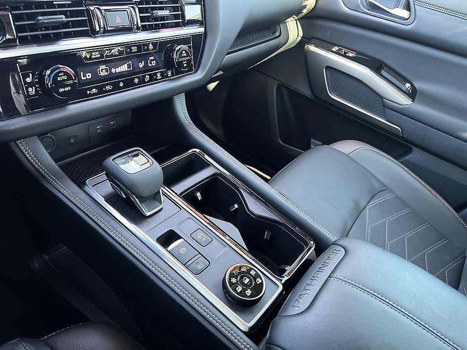 Used 2023 Baja Storm/Super Black Roof Nissan Platinum image 28