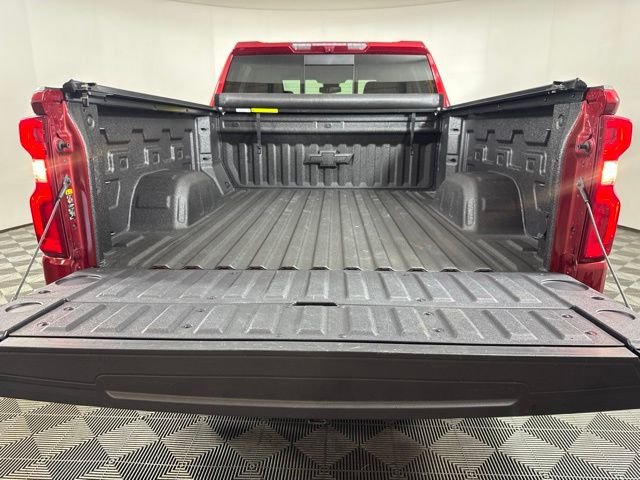 Used 2026 Red Chevrolet High Country image 21