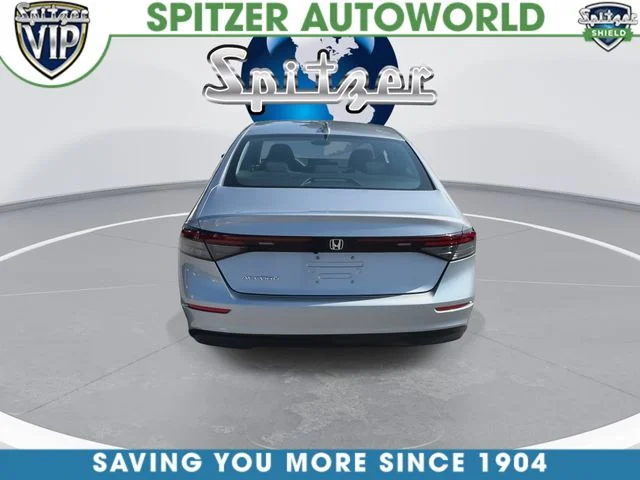 Used 2023  Honda EX image 8