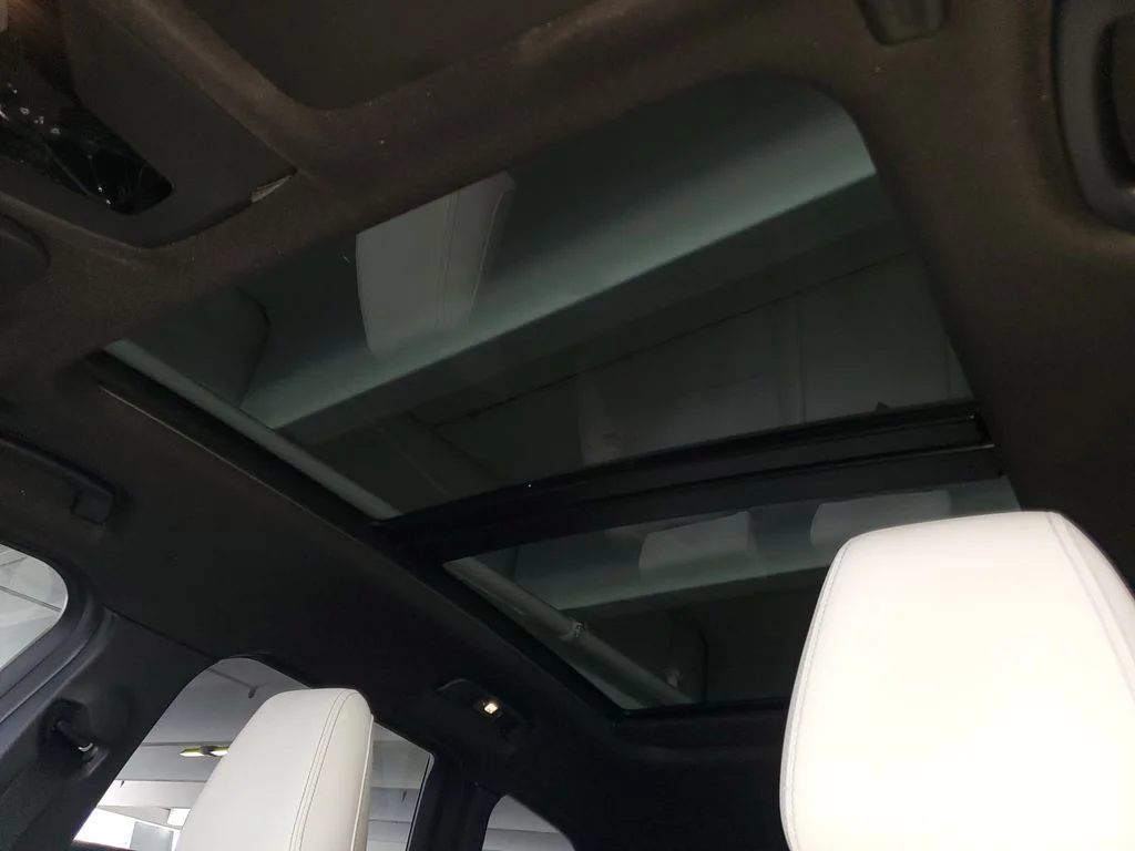 New 2027 Alpine White BMW xDrive28i image 17