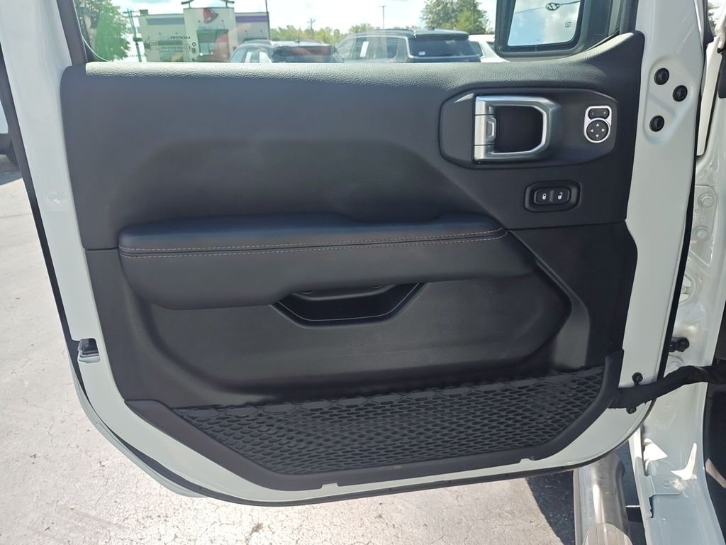 2023 Jeep Gladiator Mojave - Photo 12