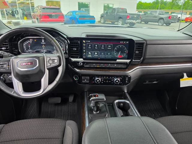 Used 2024 Black GMC Elevation image 12
