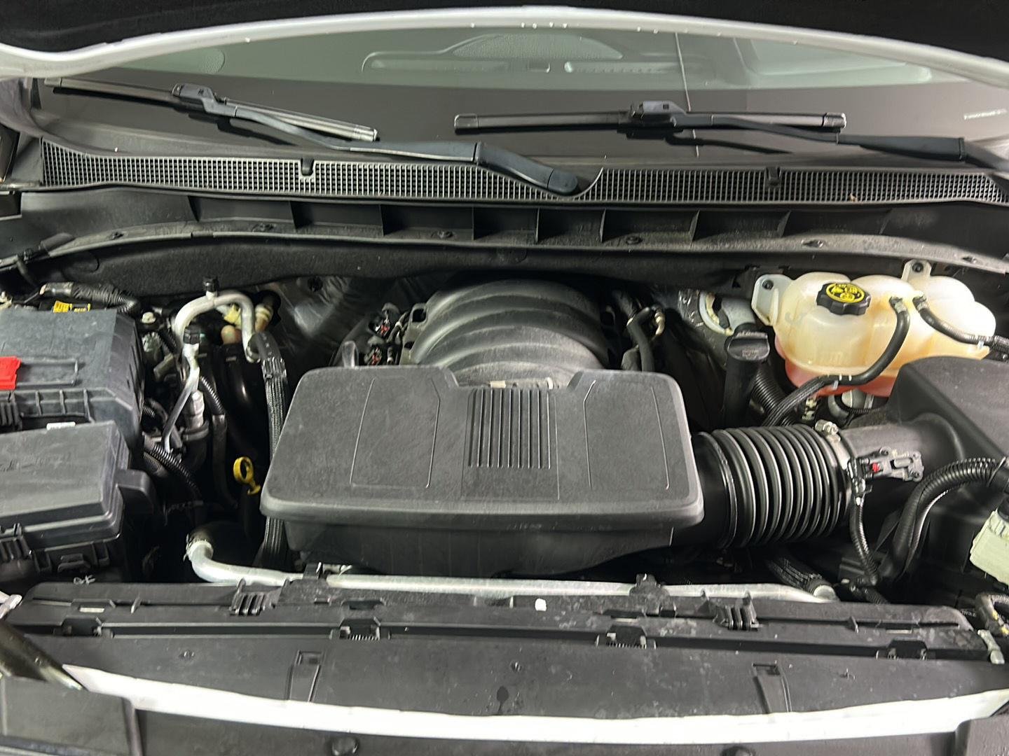 Used 2023 Summit White Chevrolet Premier image 14