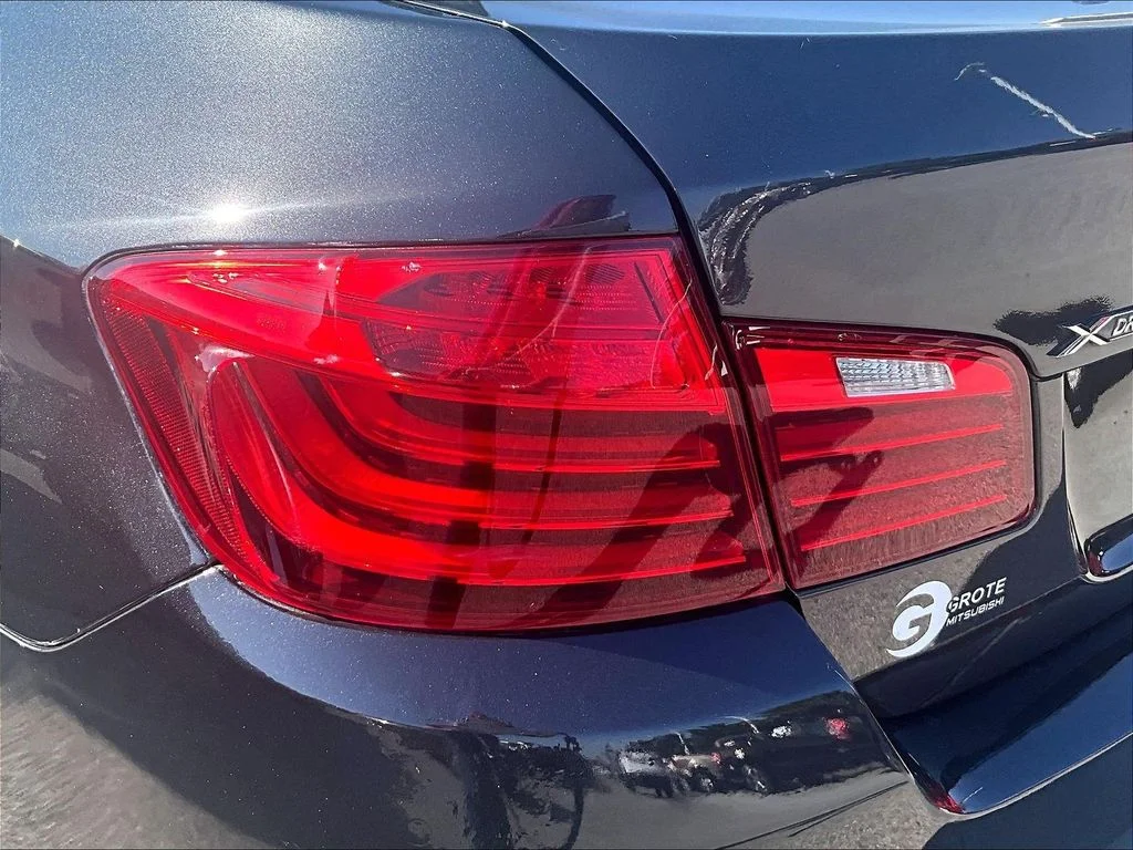 Used 2016 Gray BMW 528i xDrive image 30