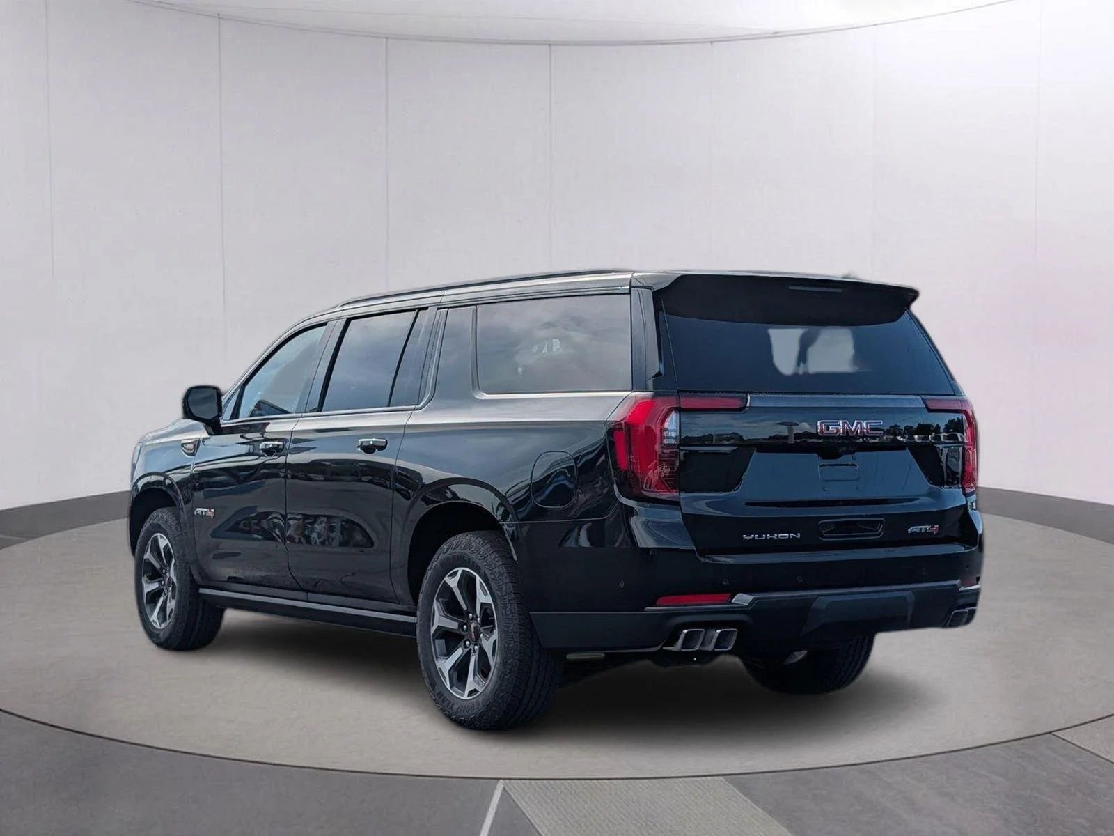 New 2026 Onyx Black GMC AT4 Ultimate image 5