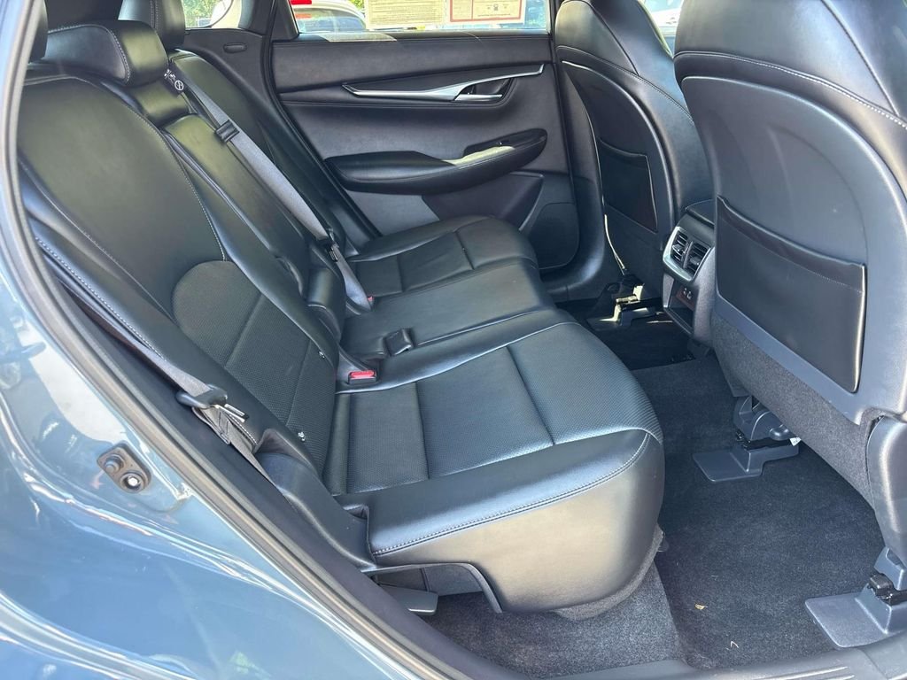 Certified Used 2025 Gray INFINITI LUXE image 14