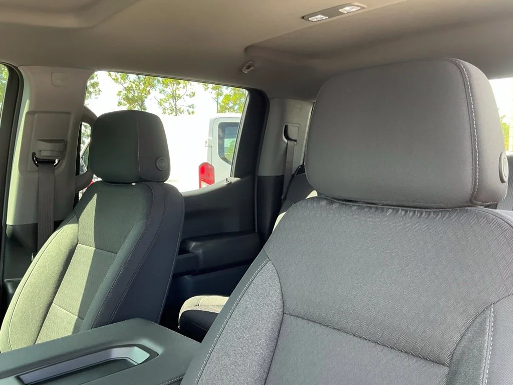 Used 2026 Black Chevrolet Custom image 21