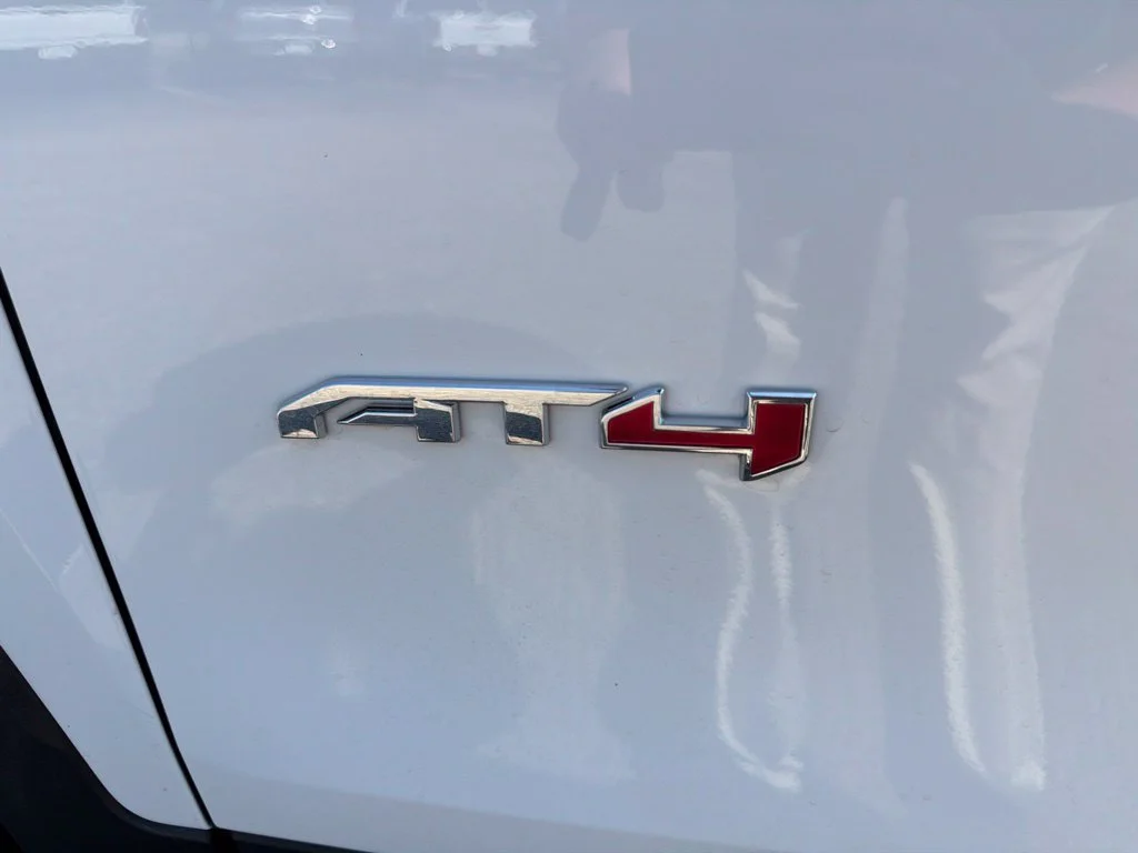 Used 2024 Summit White GMC AT4 image 8