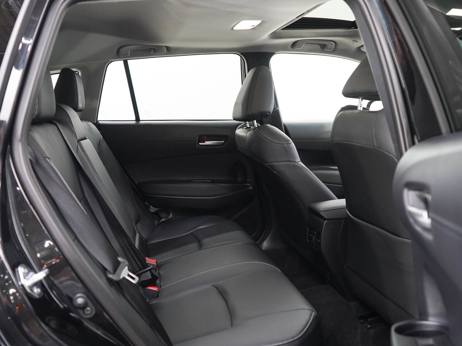 Used 2025 Jet Black Toyota XLE image 13