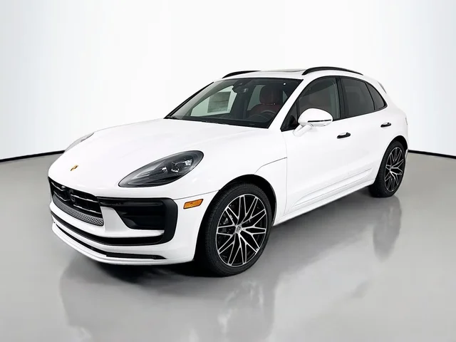 2026 Porsche Macan 