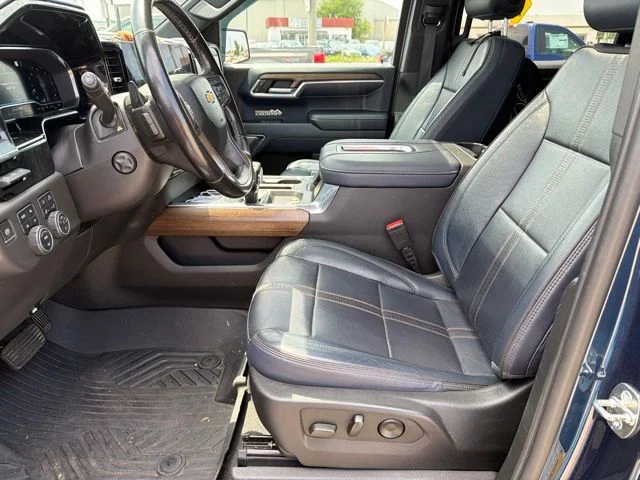 Used 2022 Northsky Blue Metallic Chevrolet High Country image 12