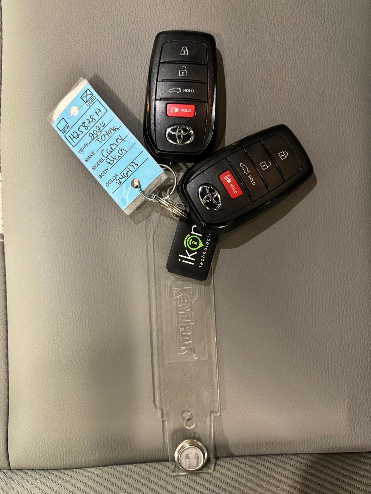 Used 2026  Toyota SE image 25