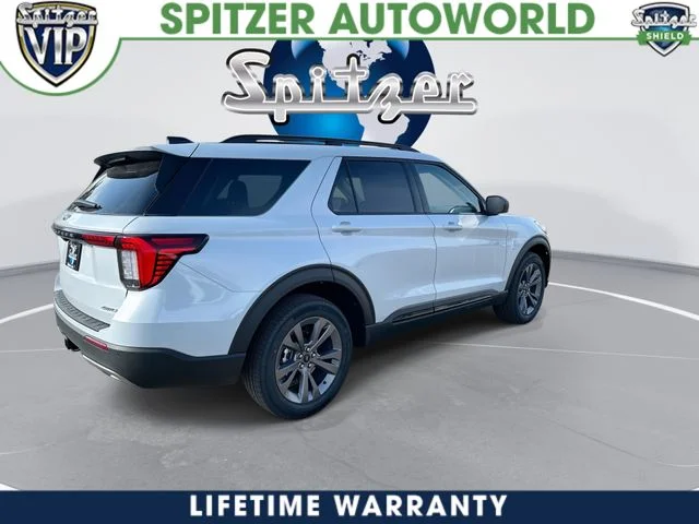 New 2026 Space White Metallic Ford Active image 9