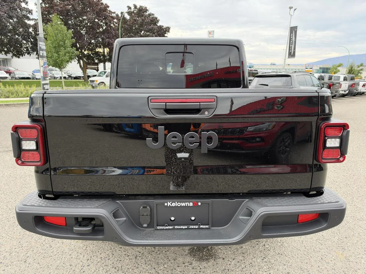 New 2026 Black Jeep Nighthawk image 5