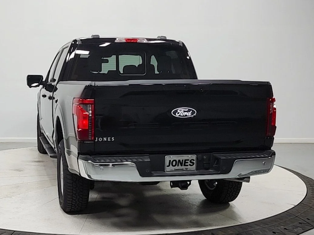 New 2026 Agate Black Metallic Ford XLT image 6