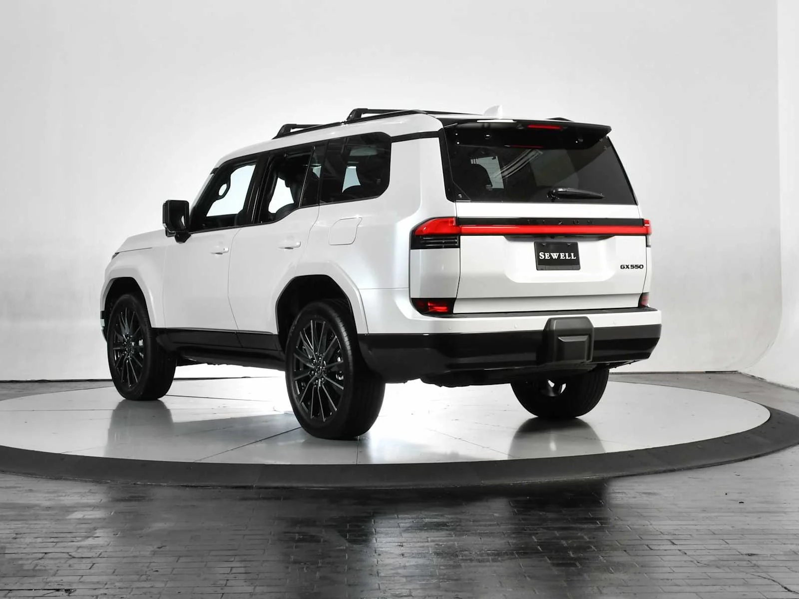 Certified Used 2026 EMINENT WHITE PEARL Lexus Luxury+ image 4