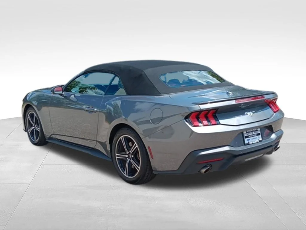 Used 2024 Carbonized Gray Metallic Ford EcoBoost Premium image 5