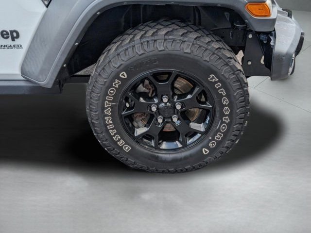 Used 2021 White Jeep Unlimited Willys image 24