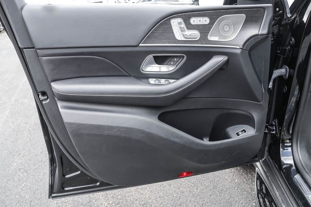Used 2021  Mercedes-Benz GLS 450 image 27
