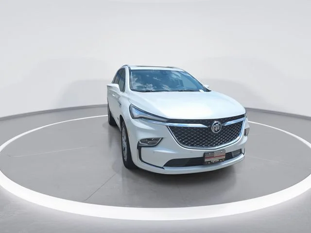 Used 2023 White Buick Avenir image 3