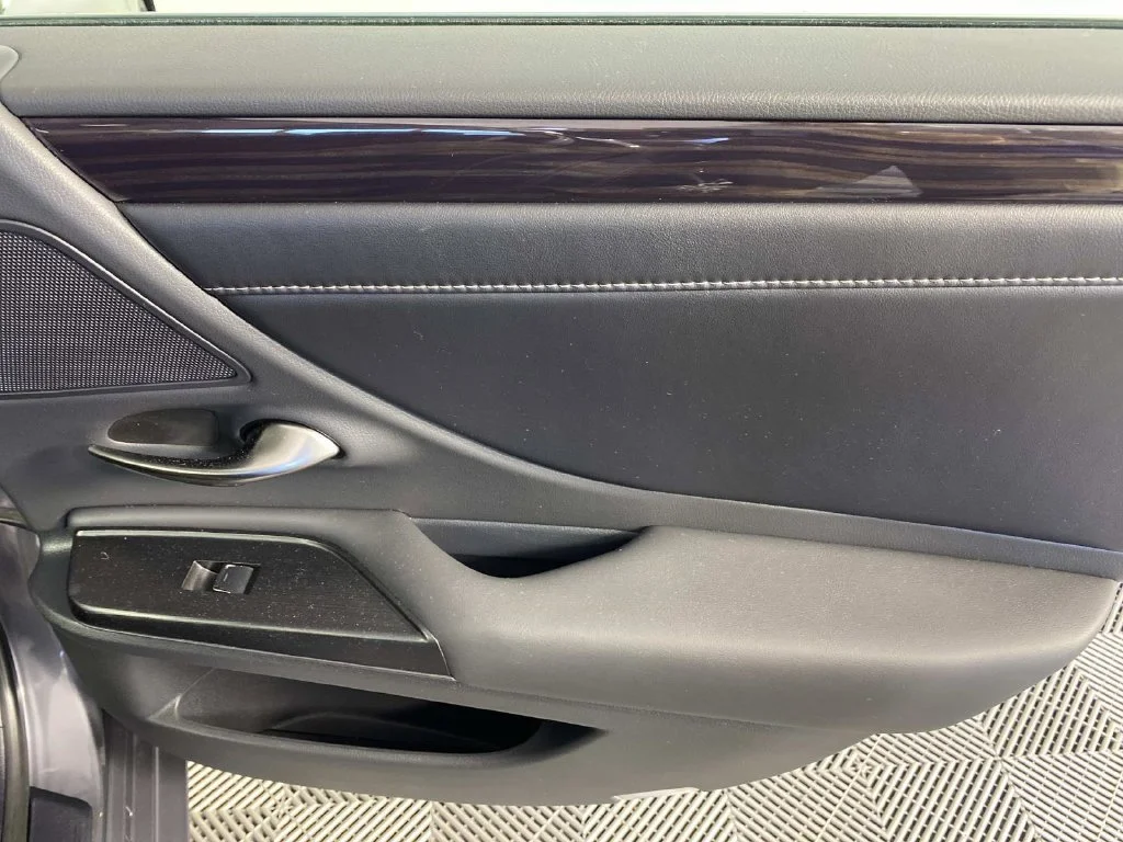 Used 2021 Gray Pearl Lexus 350 image 25