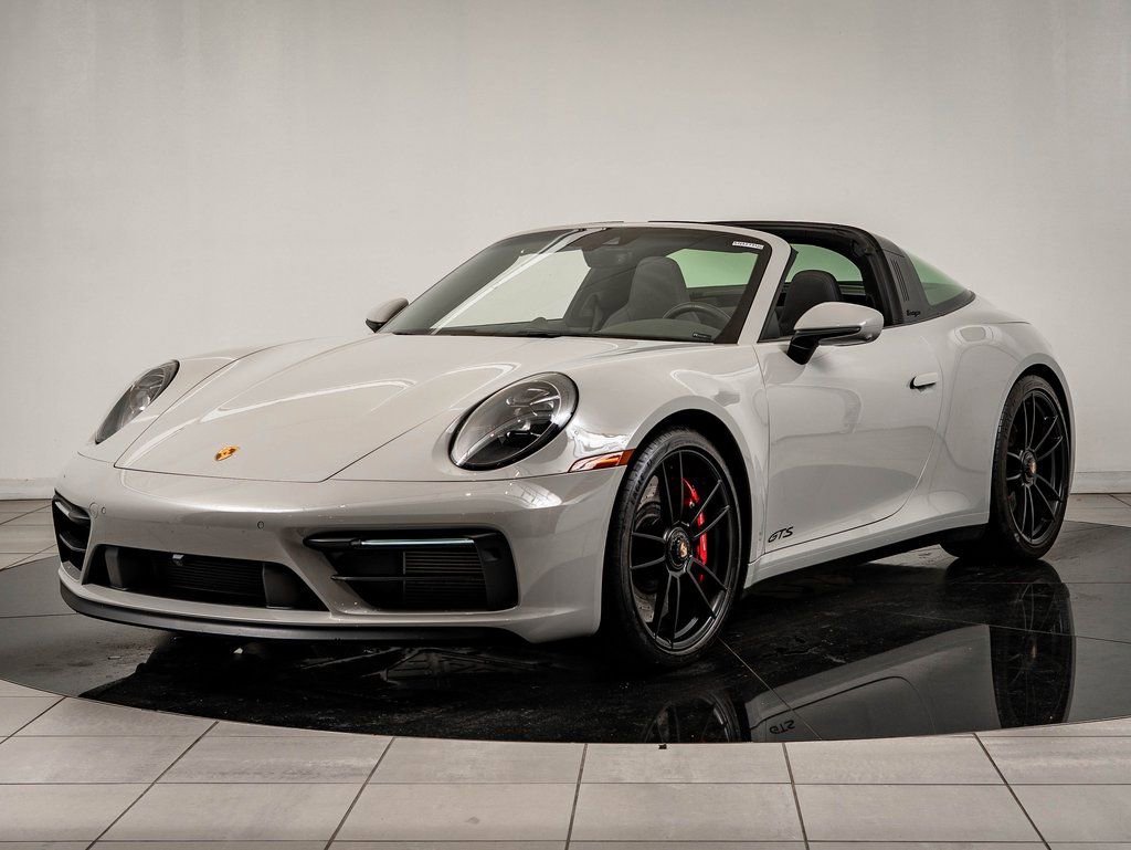 Used 2022 Chalk Porsche Targa 4 GTS image 2