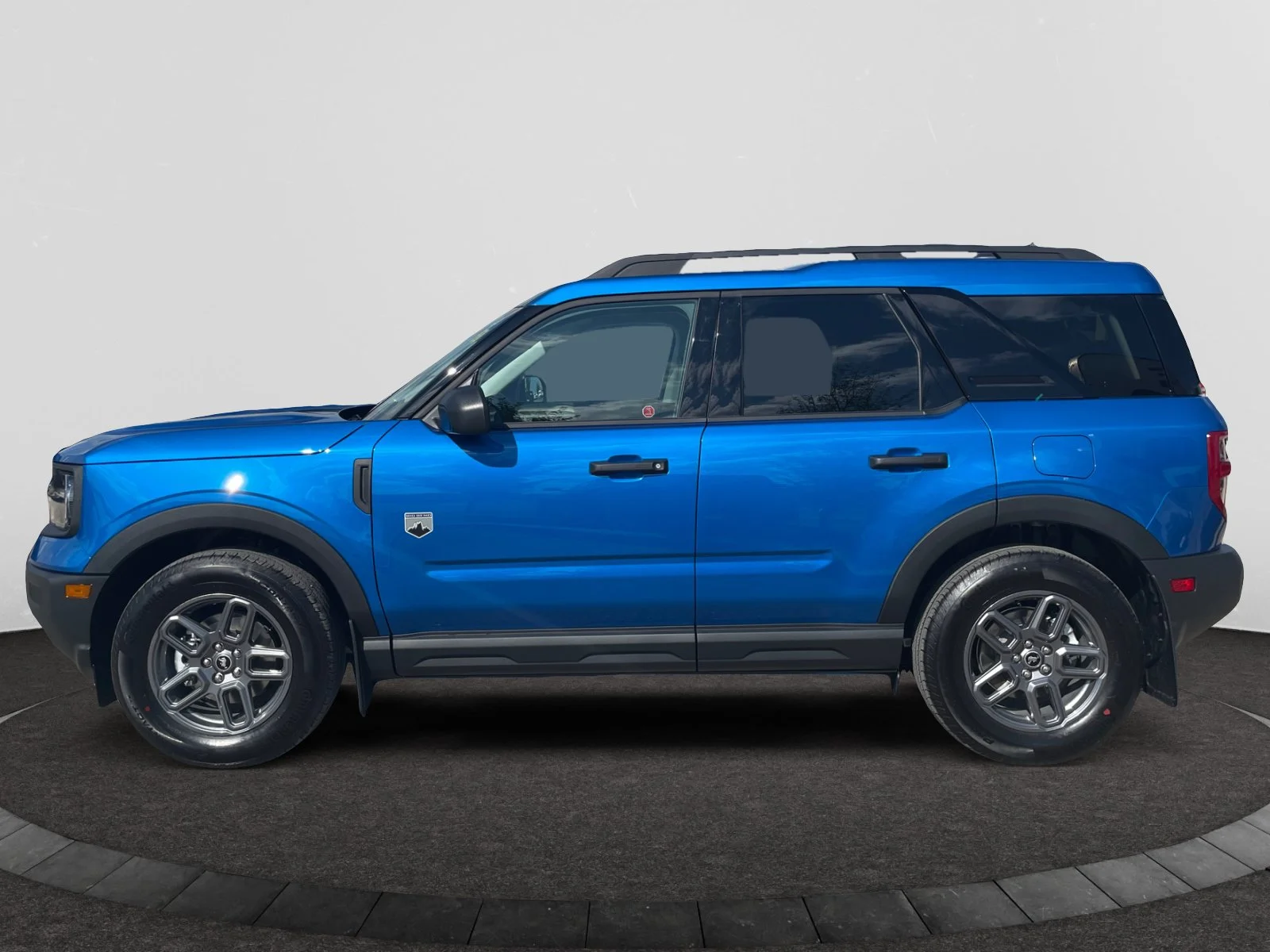 New 2026 Velocity Blue Metallic Ford Big Bend image 2