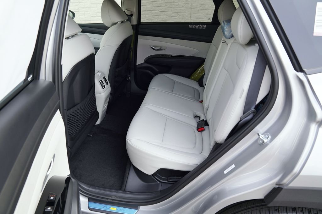New 2026 Shimmering Silver Hyundai Limited image 34