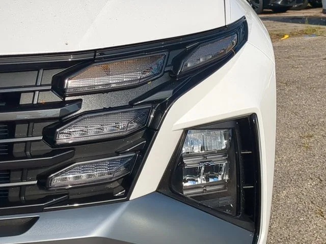 Certified Used 2025 White Hyundai SEL image 10