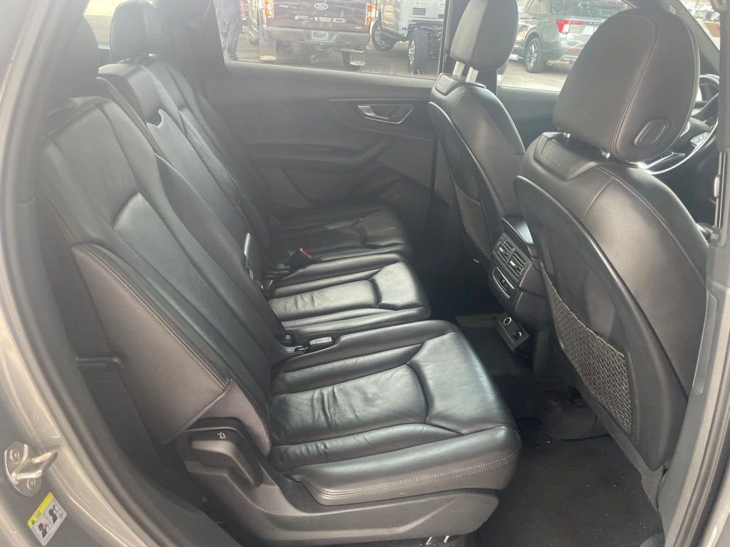 Used 2017 Graphite Gray Metallic Audi 3.0T Premium Plus image 17