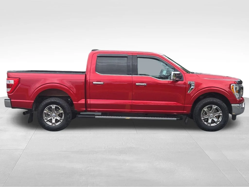 Used 2021 Red Ford XLT image 10