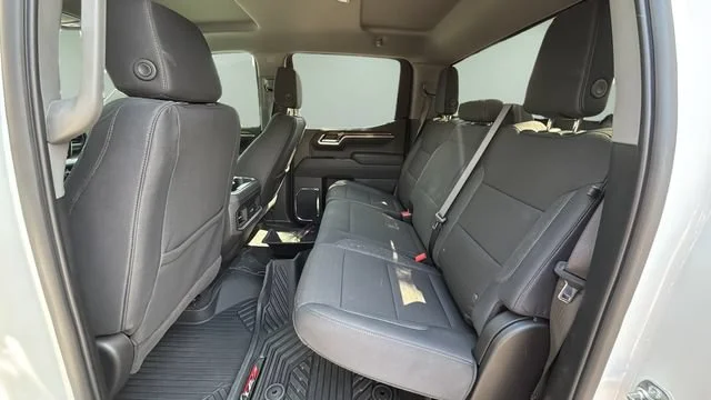 Used 2026 Summit White Chevrolet LT Trail Boss image 19