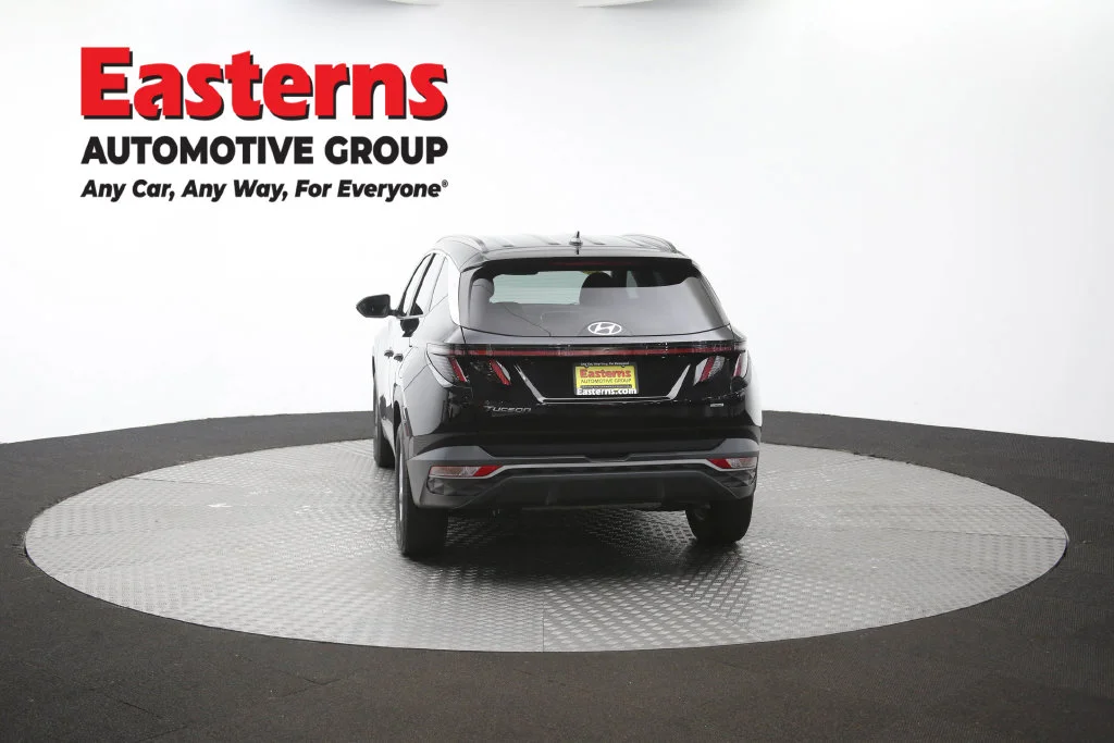 Used 2023 Black Hyundai SEL image 37