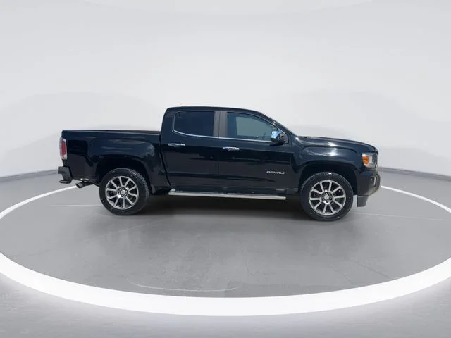 Used 2019 Black GMC Denali image 8