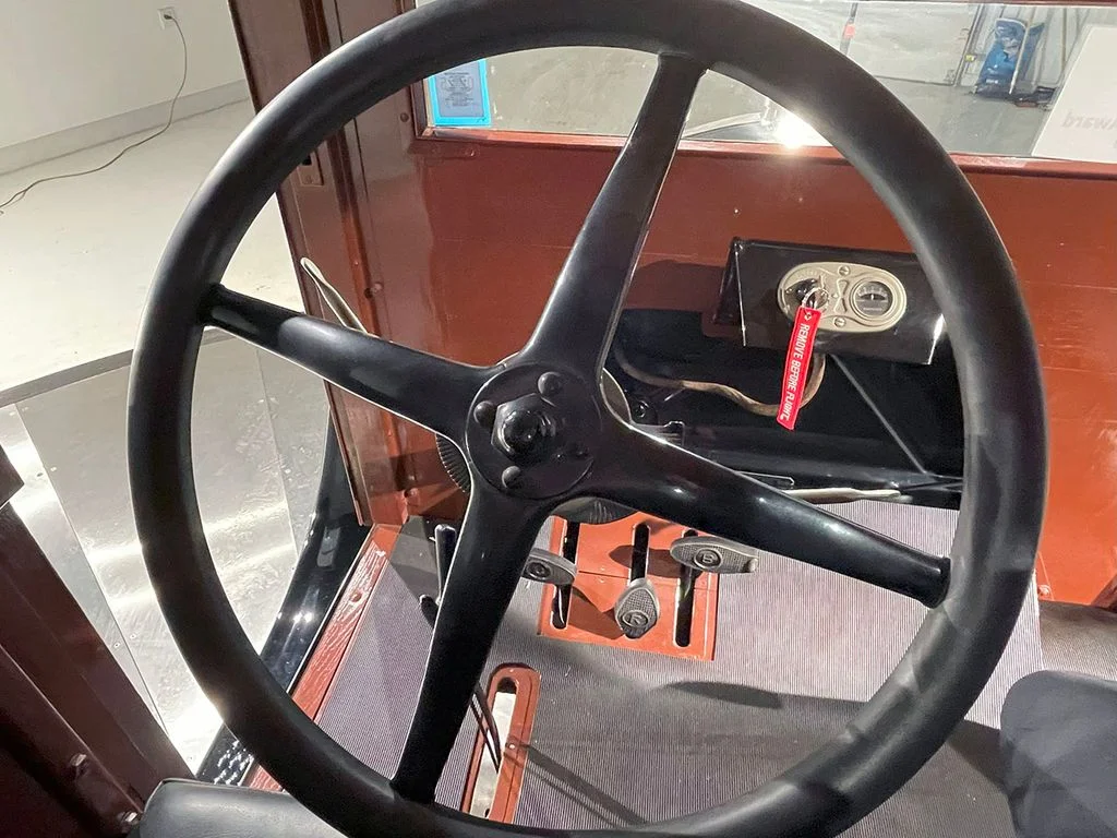 Used 2027  Ford  image 32