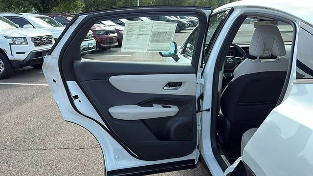 Certified Used 2024 White Nissan EVOLVE+ e-4ORCE image 21