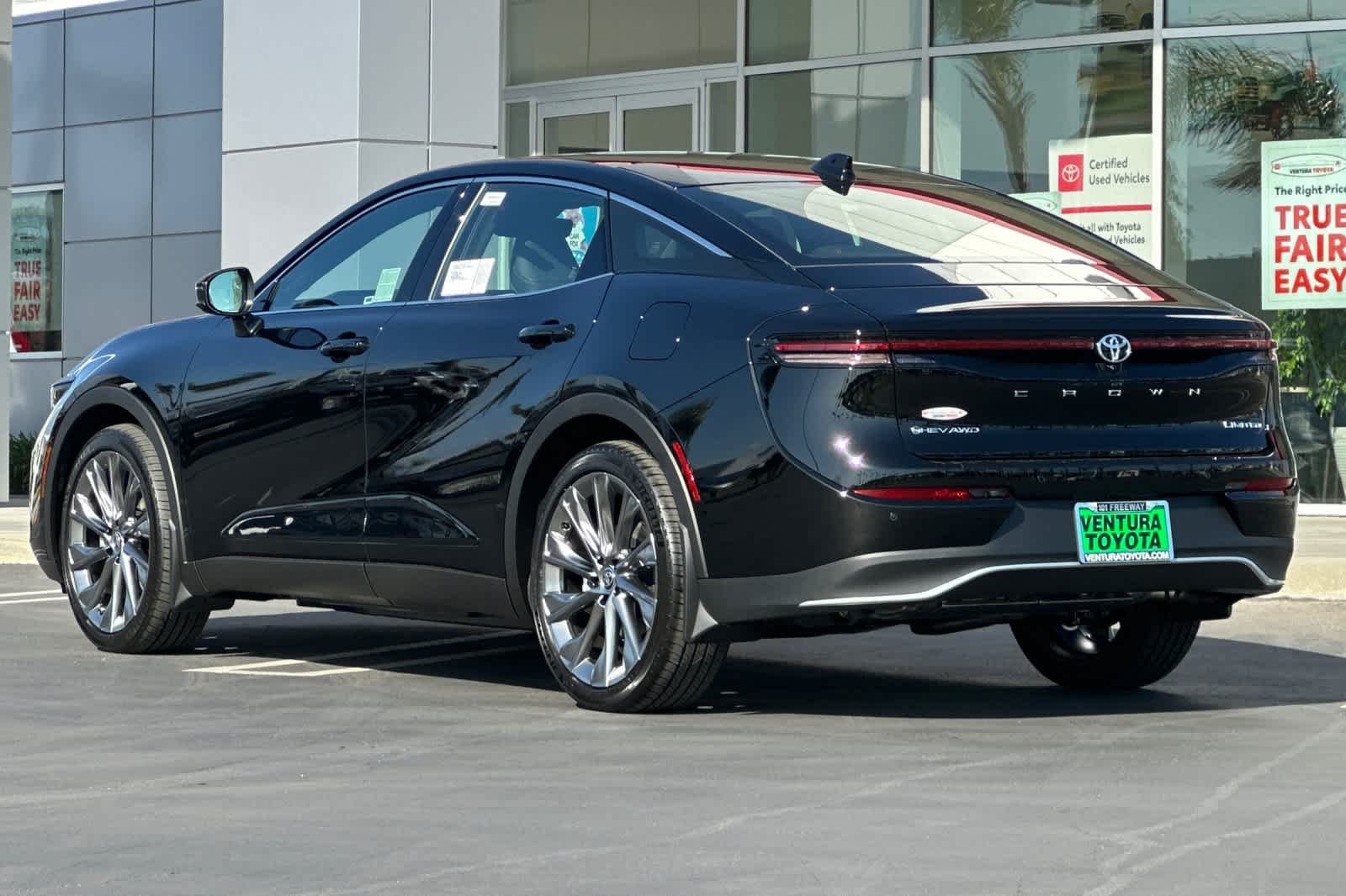 New 2026 Black <sup>1</sup> Toyota  Limited image 6