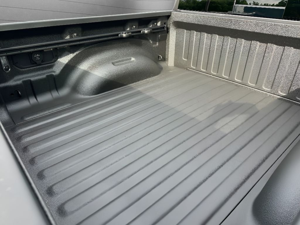 New 2026 Granite Crystal Metallic Clear-Coat Exterior Paint RAM Warlock Hemi 4x4 Crew Cab image 14
