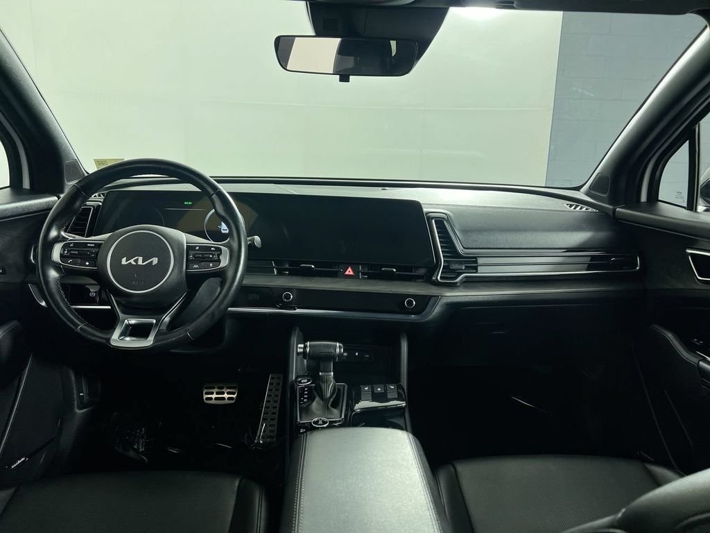 Used 2023 White Kia X-Pro Prestige image 30