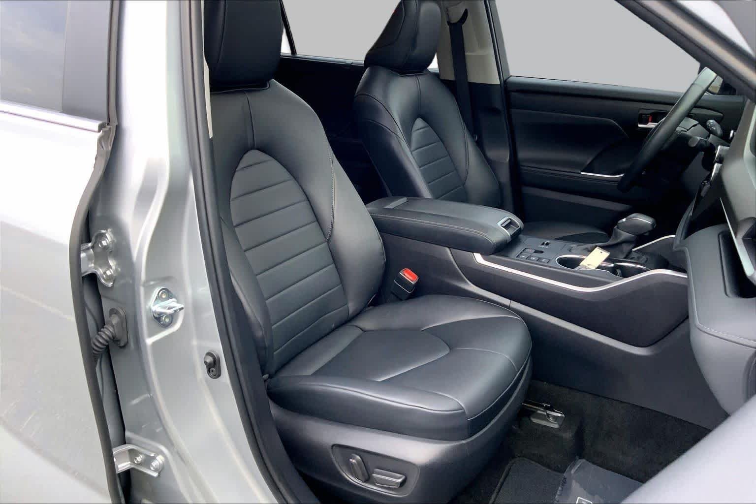 Used 2023 Celestial Silver Metallic Toyota Hybrid XLE image 8