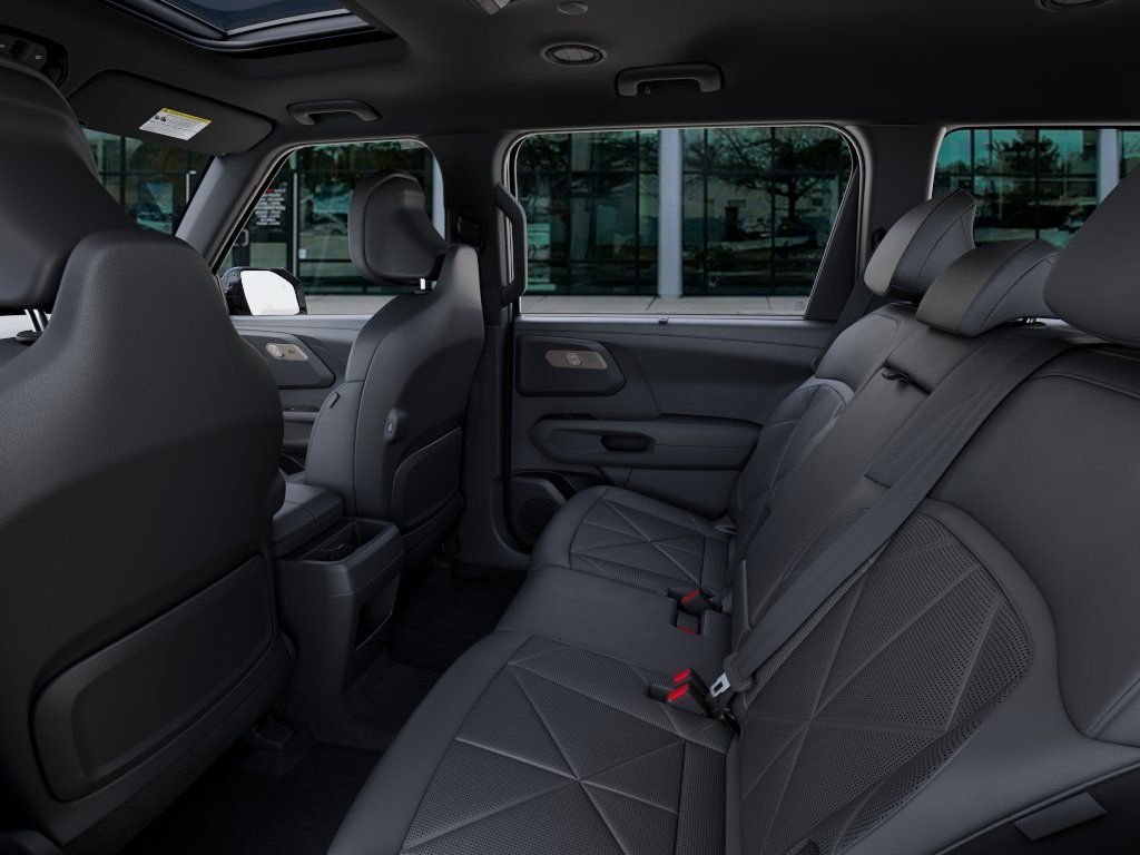 New 2027 Black Kia  image 18