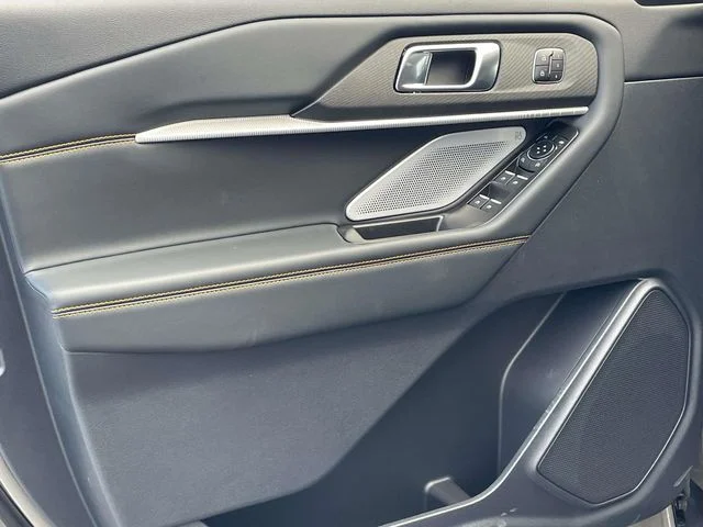 New 2026 Gray Ford Tremor image 11