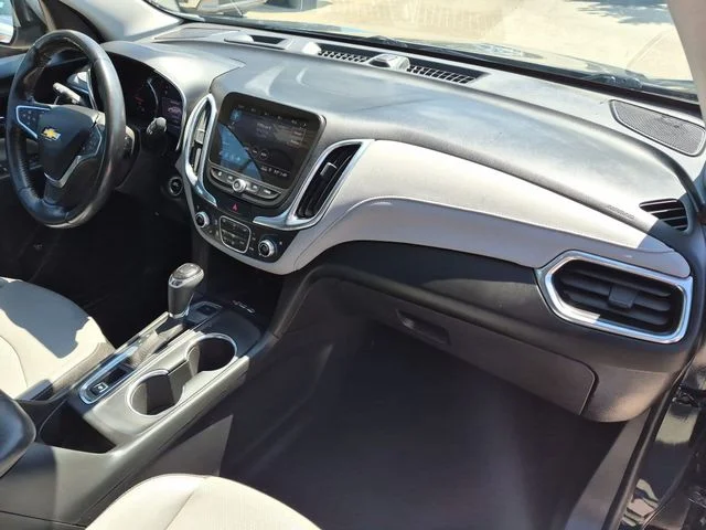 Used 2020 Blue Chevrolet Premier image 31
