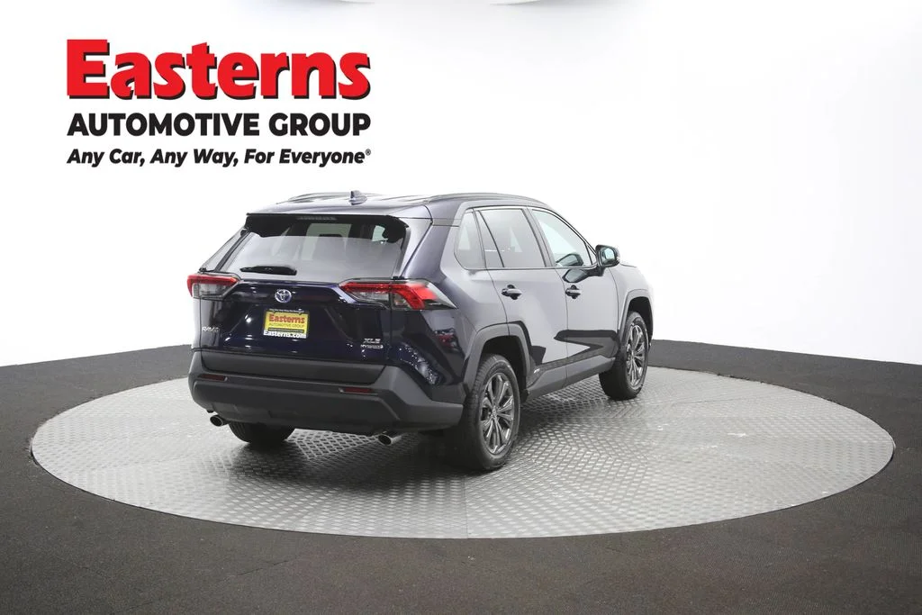 Used 2024 Blue Toyota XLE Premium image 44