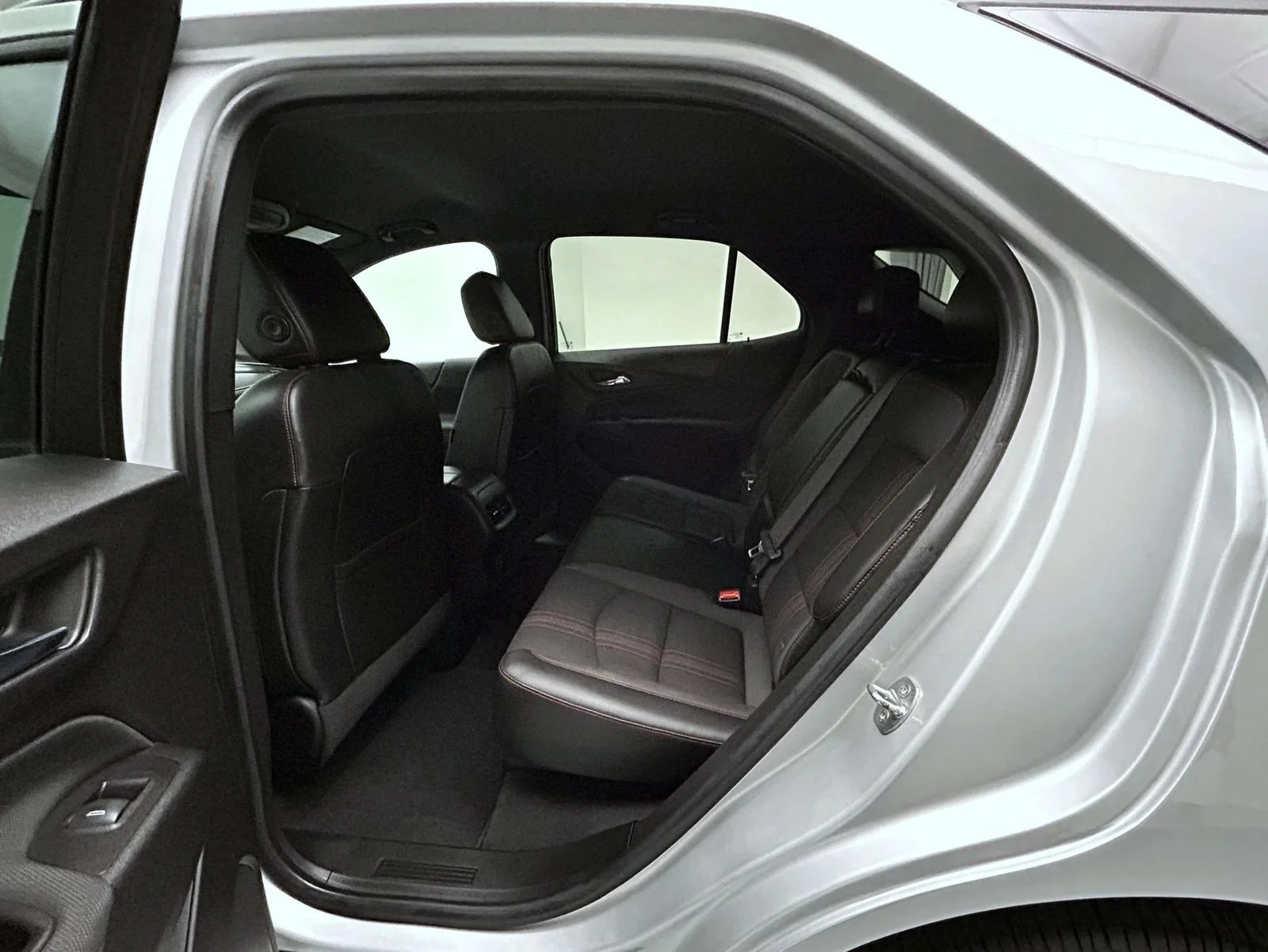 Used 2022 Silver Chevrolet RS image 19