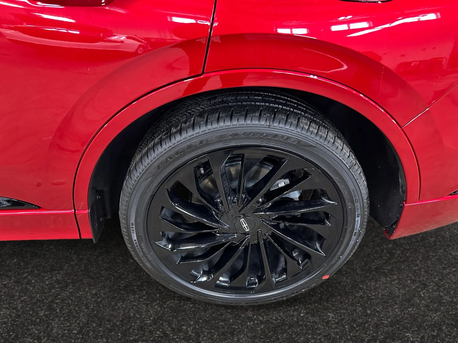New 2026 Red Carpet Tinted Clearcoat Lincoln Reserve image 9