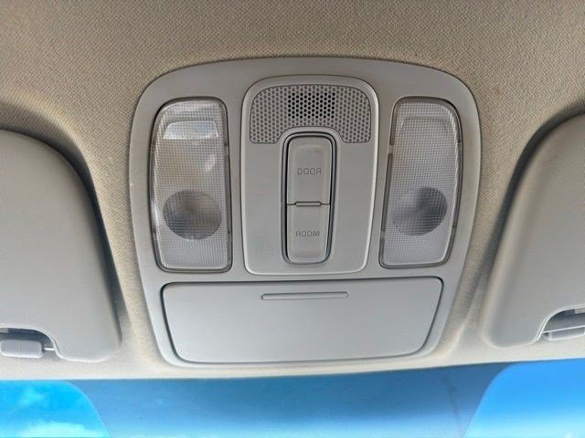 Used 2016 Bright Silver Kia Base image 27