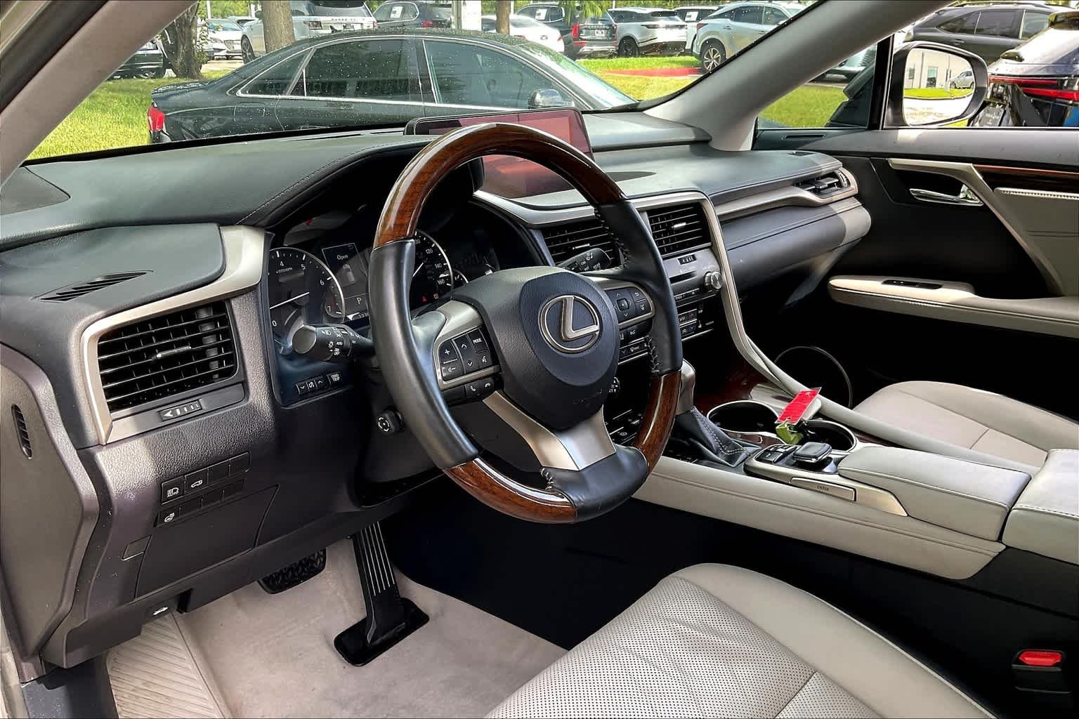 Used 2017 Atomic Silver Lexus  image 17