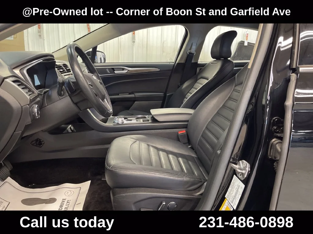 Used 2017 Black Ford SE image 14