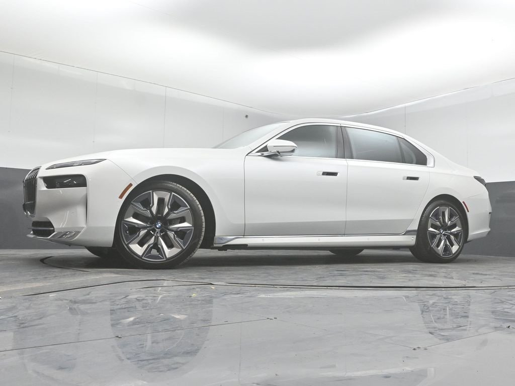 2023 BMW I7 - Image 39